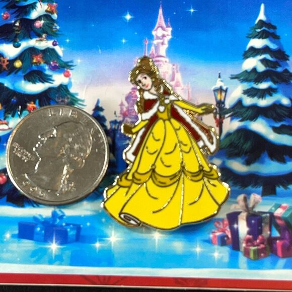 Disneyland Paris Belle Trading Pi Joyeux Noel Christmas Princess Badge Lapel Pin - Picture 2 of 5